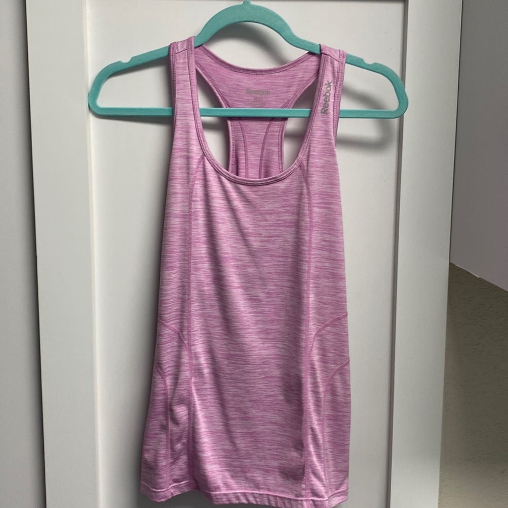 Reebok Tank, size M.